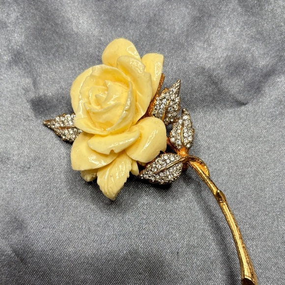 Kenneth Jay Lane Yellow Rose Brooch with Gold and Silver Accents - Picture 1 of 5